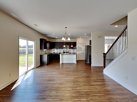 5th image of 600 Drema Ct