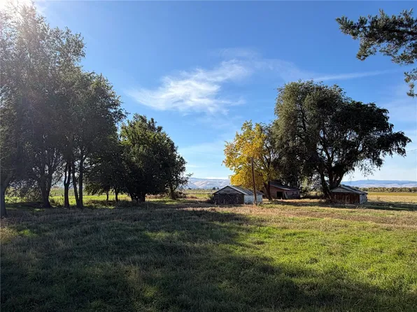 409 S Main Street, Kittitas, WA 98934
