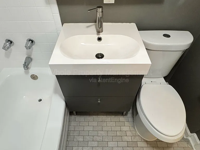1 S Pennsylvania St #102 — Photo 19