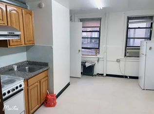 100 Mott St #3, New York, NY 10013