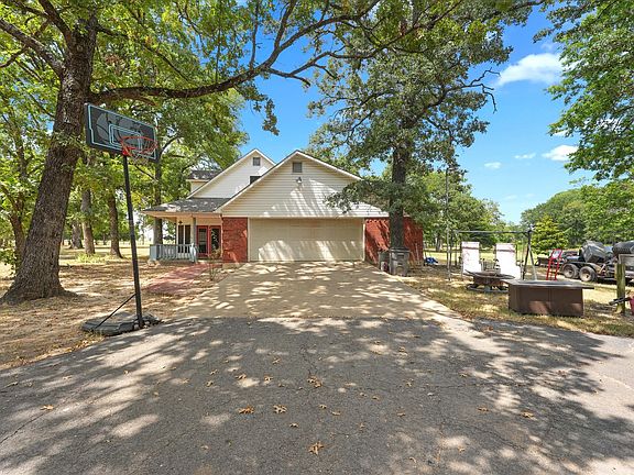 5th image of 660 Rs County Rd #1250