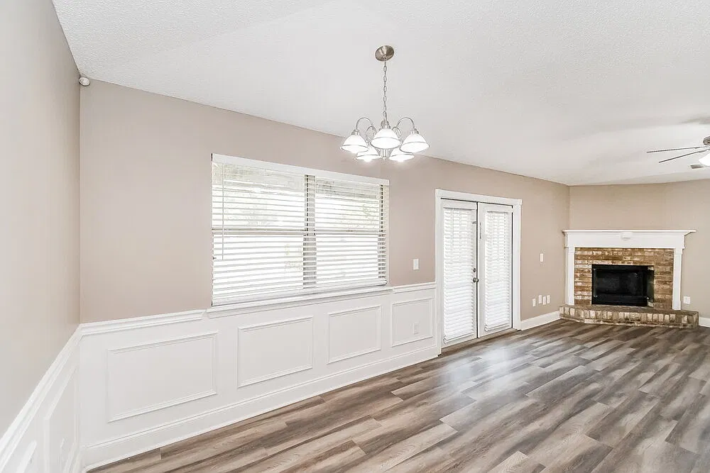 3 bed, 2.0 bath, 1496 sqft, $1,925 — Photo 4
