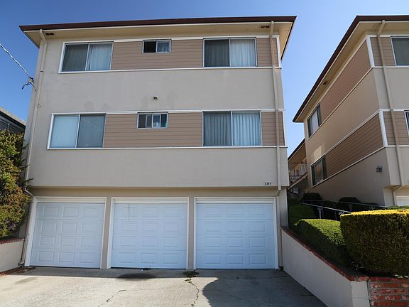 2nd image of 416 Commercial Ave APT 2