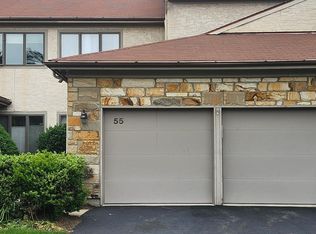 55 Woodmont Dr, Lawrence Township, NJ 08648