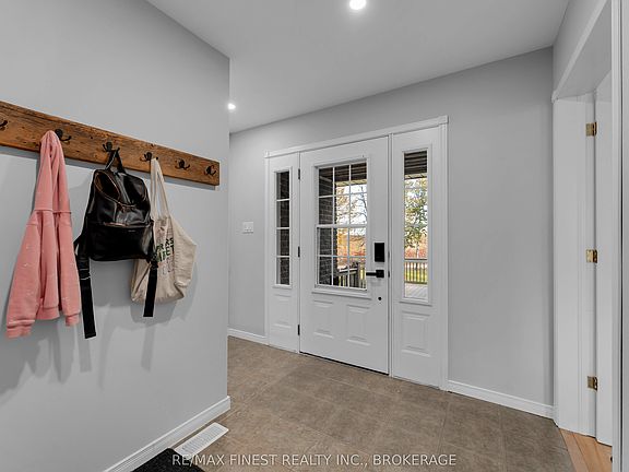 5th image of 38 Ballahack Rd