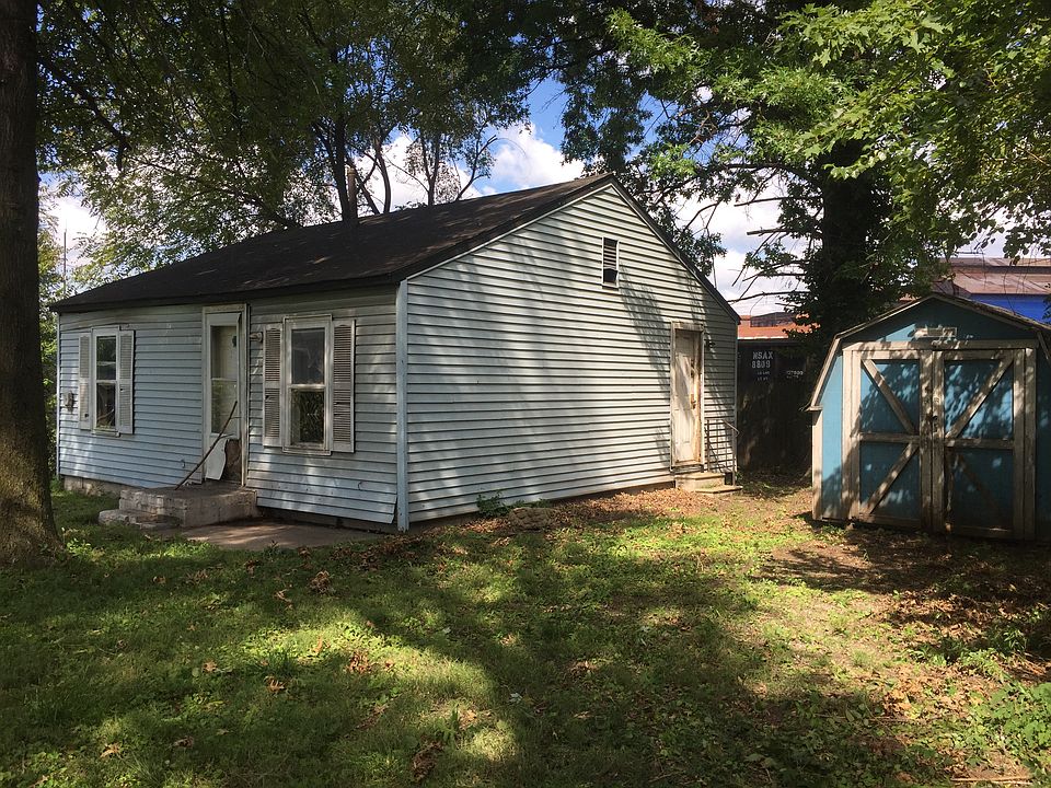 2nd image of 2077 14th St