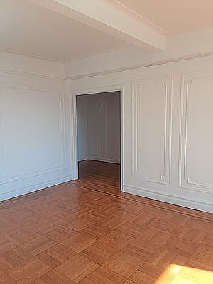 4th image of 172 E 4th St APT 8E