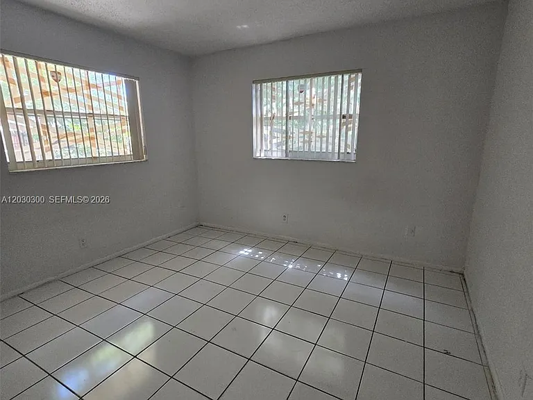 5880 NW 19th Ct #5888 — Photo 3