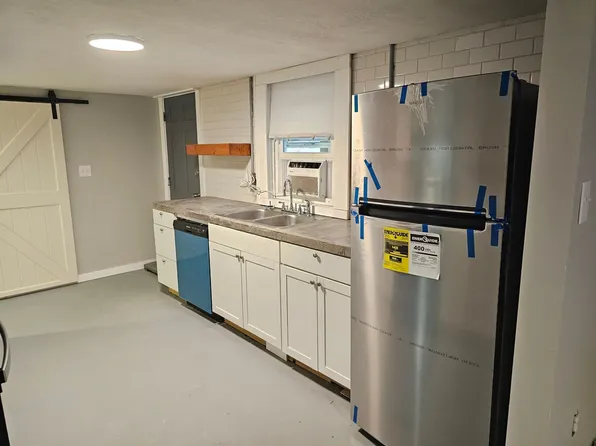 1105 Crossland Ave, Clarksville, TN 37040