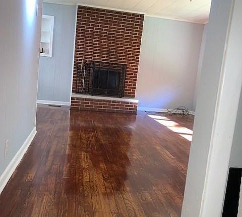4th image of 5004 Dorton Jenkins Hwy