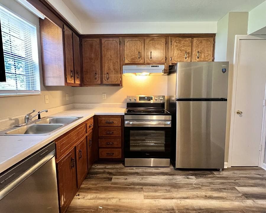 1st image of 355 Peabody Dr APT 6