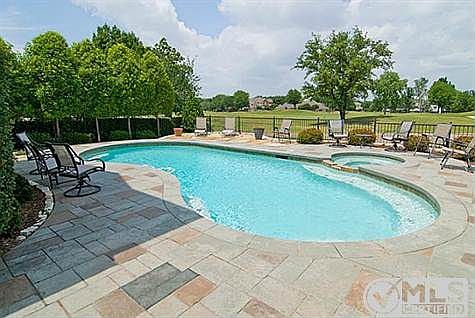 3rd image of 6833 Myrtle Beach Dr