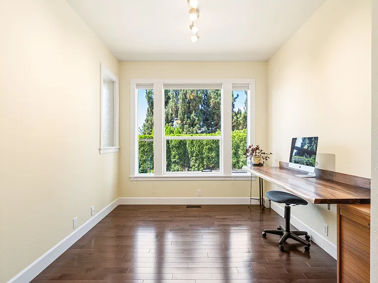 1508 SE Hawks View Ct — Photo 35