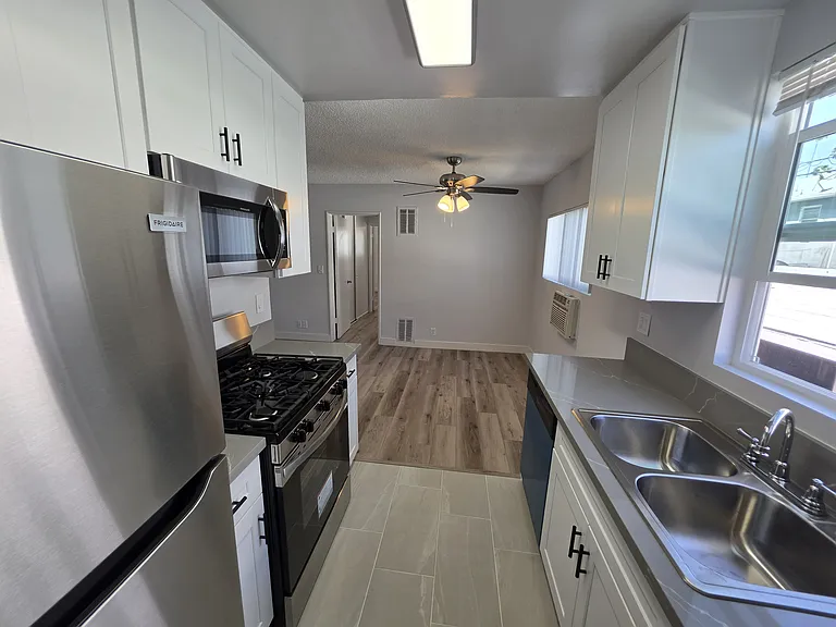 1732 N Harvard Blvd #108 — Photo 15