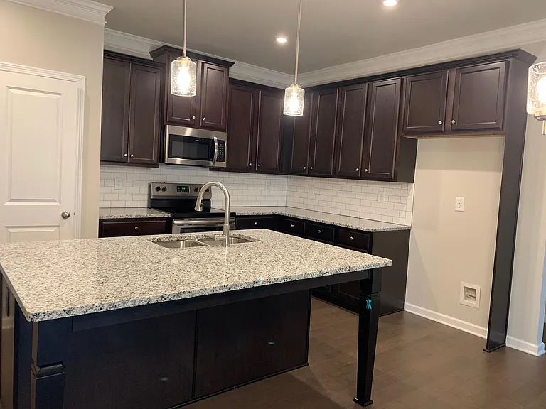 4570 Grenadine Cir — Photo 5