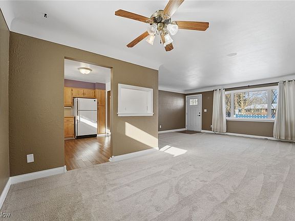 5th image of 8496 Grenway Dr