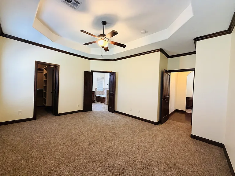 18224 Bridlington Dr — Photo 7
