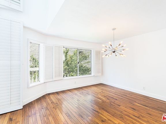 5th image of 2677 S Centinela Ave #409