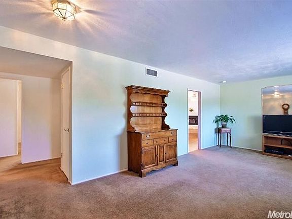 4th image of 8782 Mondego Way