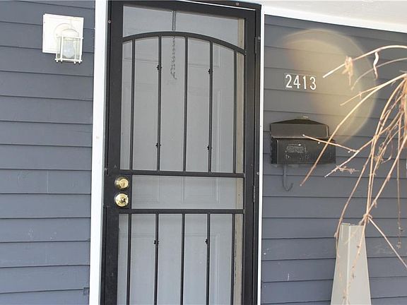 4th image of 2411 N Parker Ave