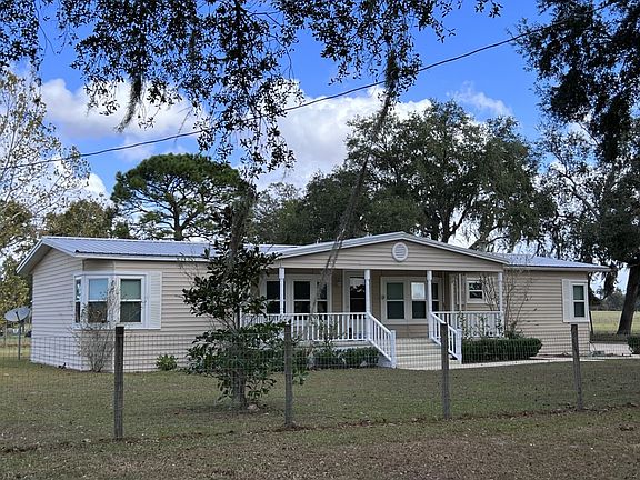 2nd image of 7490 SE 7th Pl
