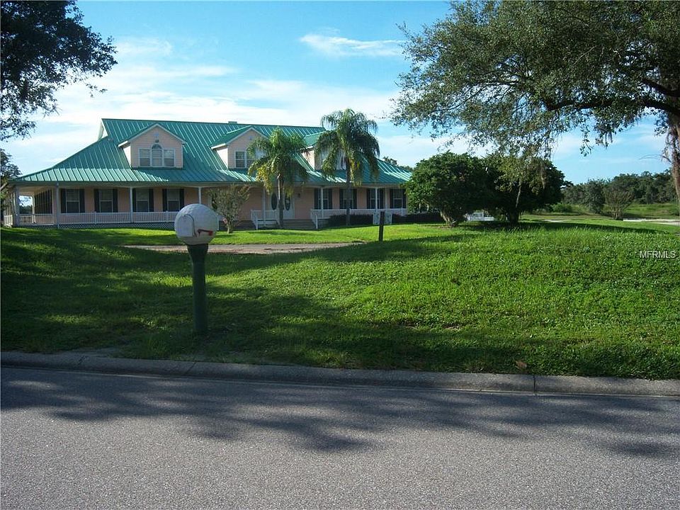 2nd image of 1000 Old Cutler Rd