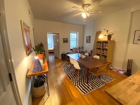 Rented by True Real Estate Group | media 3