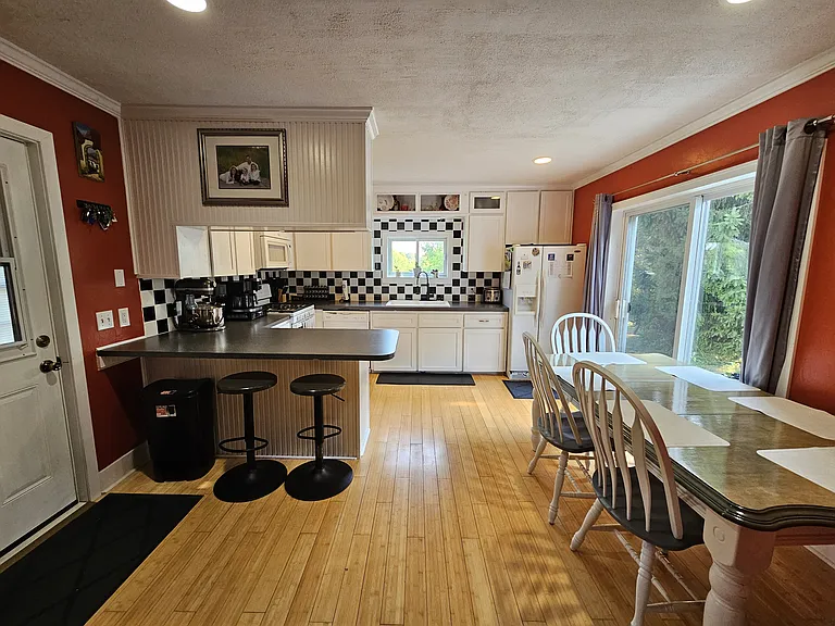 12904 Blair St — Photo 8