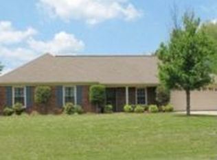 102 Amberwood Dr, Harvest, AL 35749