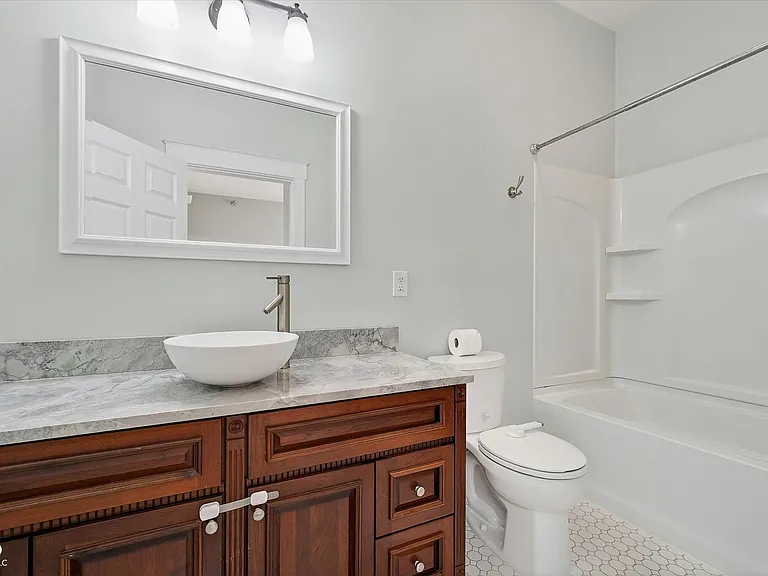 706 Massachusetts Ave #203 — Photo 19