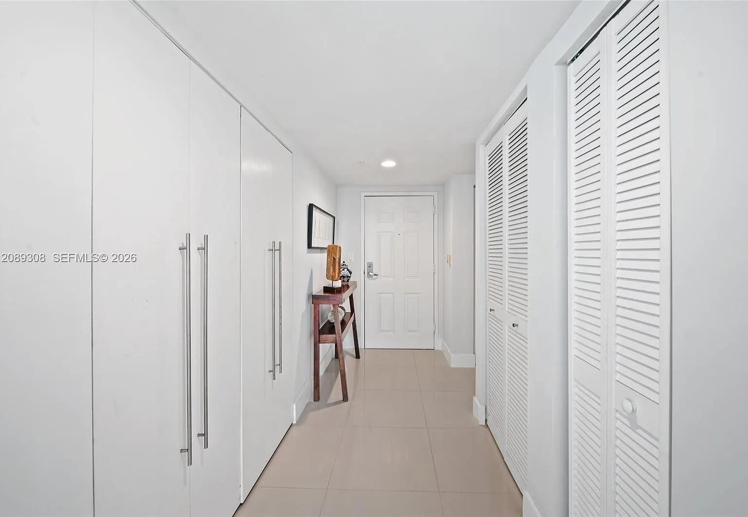 1155 Brickell Bay Dr — Photo 3
