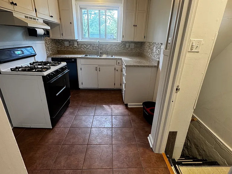 5414 Birch St — Photo 18