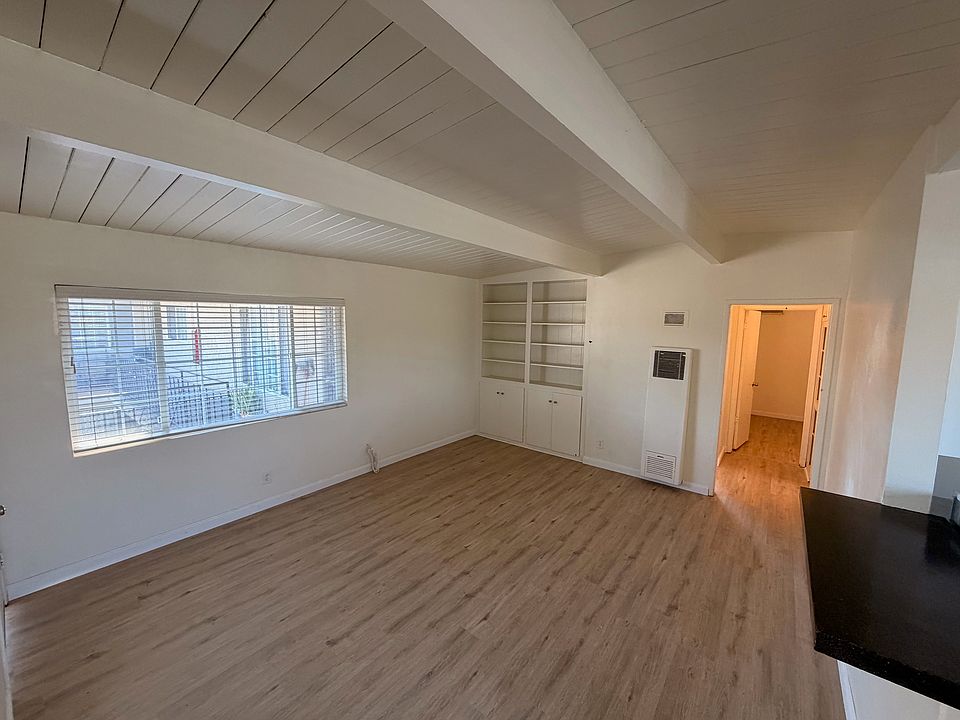 1st image of 233 N 7th St APT 6