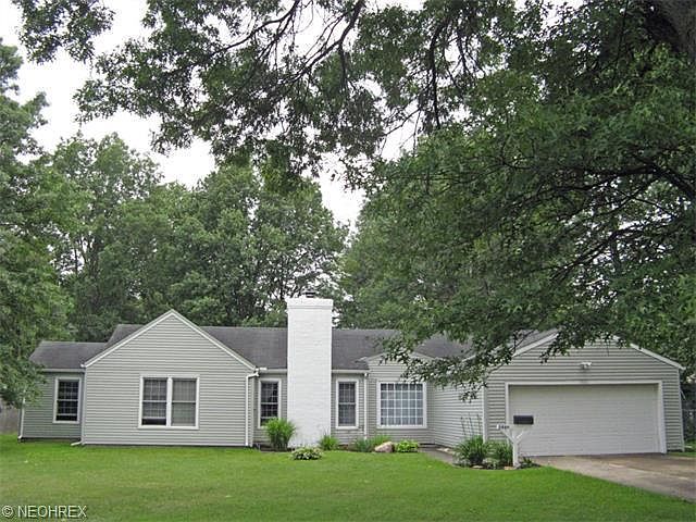1st image of 5880 Louis Dr