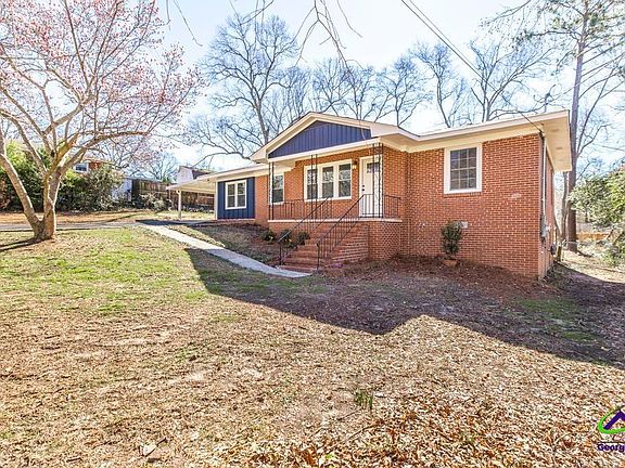 4th image of 103 Spring St