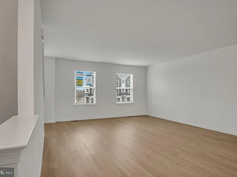 20 Morgan Cir — Photo 5