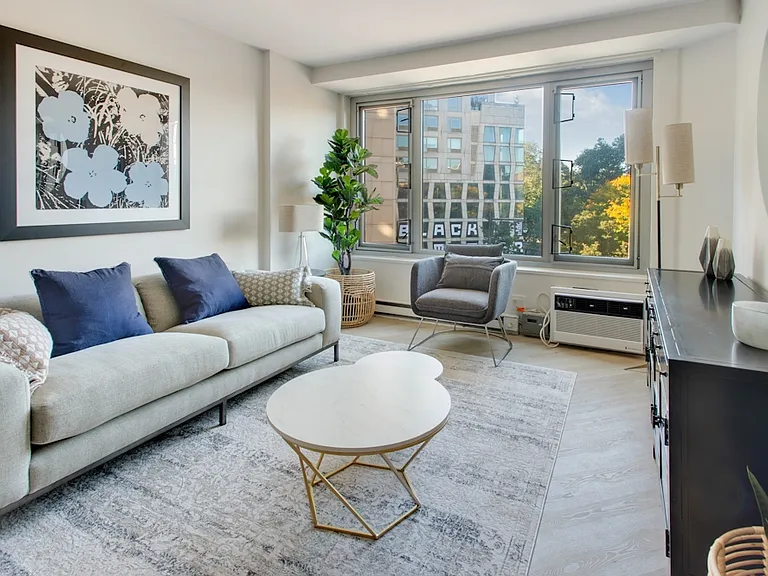 1295 5th Ave #35F — Photo 18