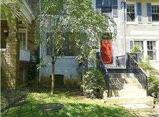 2020 Pierce Mill Rd NW, Washington, DC 20010