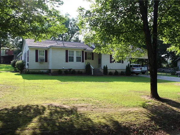 1002 N Robinson St, Harrison, AR 72601