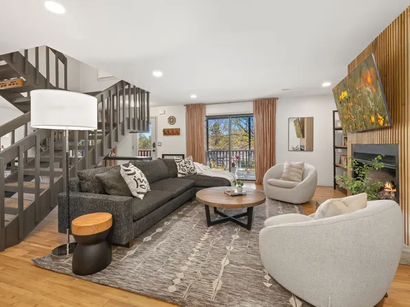 2119 W Loren Cir #Id1221945p, Fayetteville, AR 72701