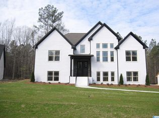 512 Grey Oaks Grv, Pelham, AL 35124
