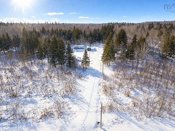 3rd image of 1075 Pugwash River Rd