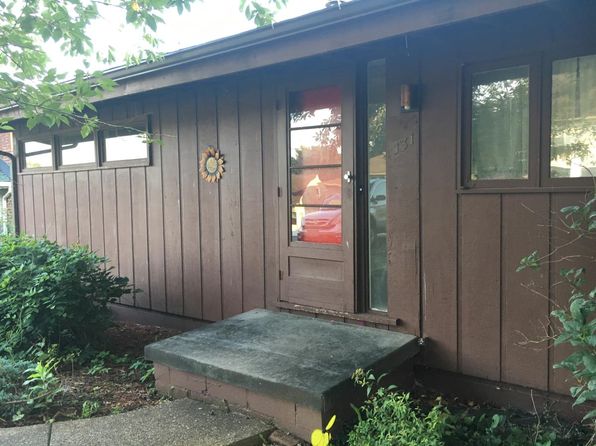 131 Sunset Ln