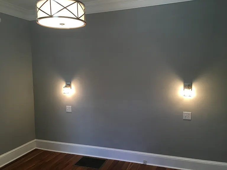 627 W Jones St — Photo 5