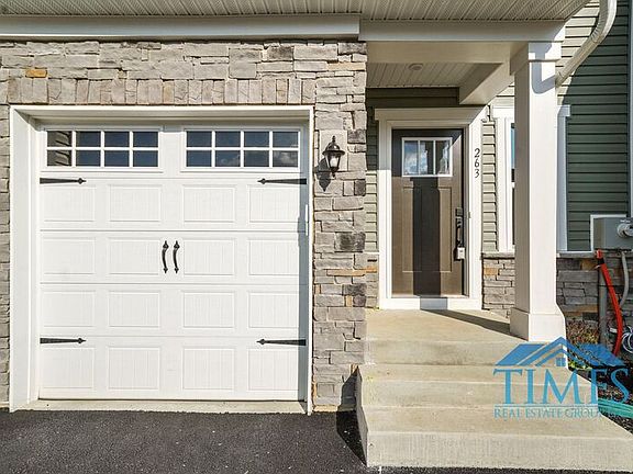 2nd image of 263 Chase Dr