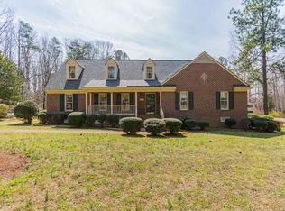 1845 Huguenot Trl, Powhatan, VA 23139