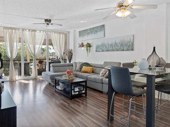 113 Royal Park Drive #3G, Oakland Park, FL 33309