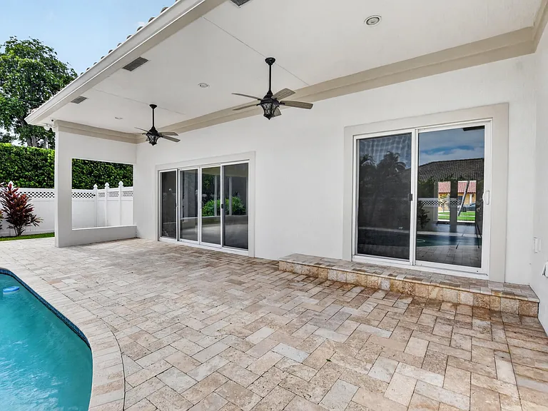 899 Granada Dr — Photo 30