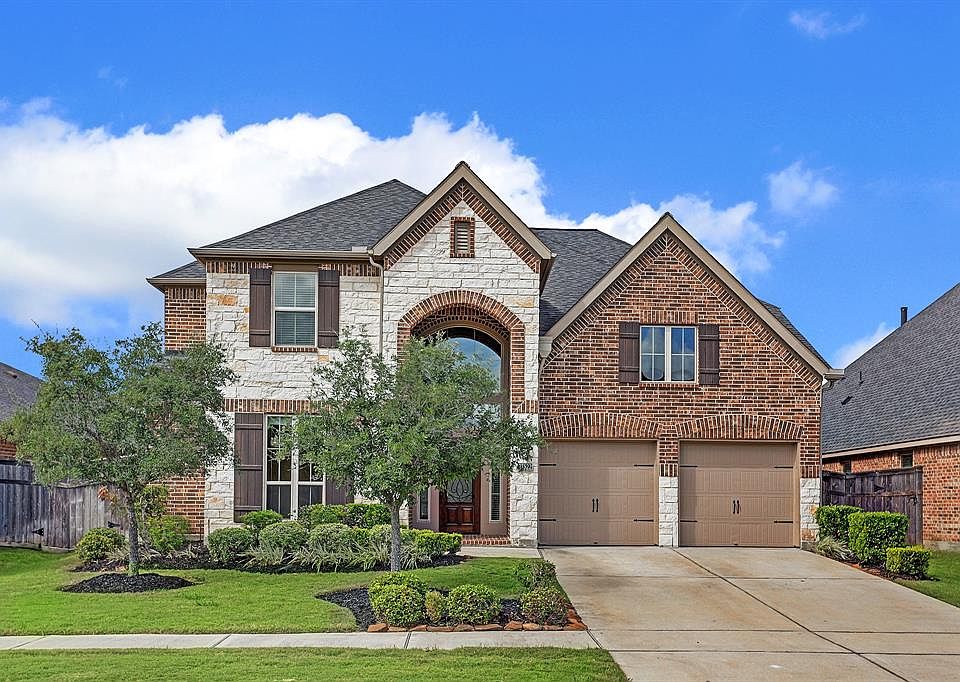 1st image of 27522 Kingsland Place Ln
