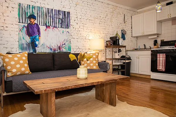 Rented by Furnished Habitat | media 4